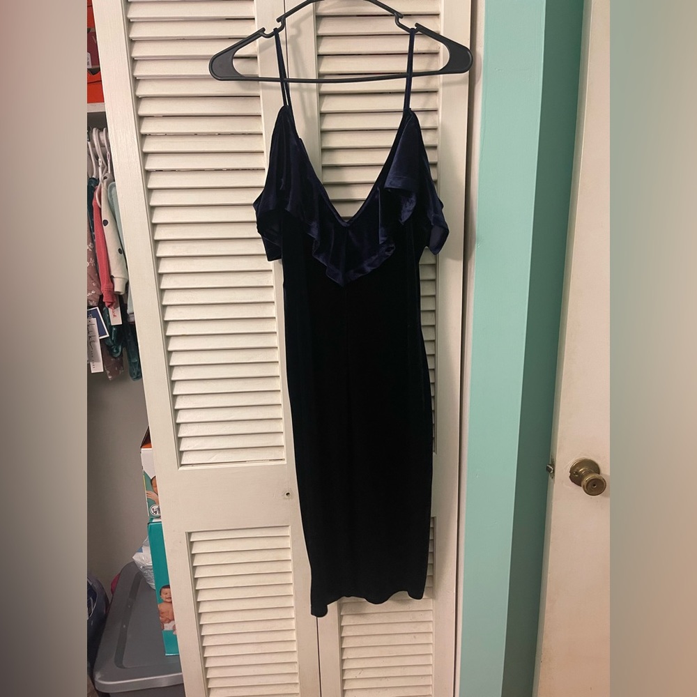 FASHION NOVA DRESS